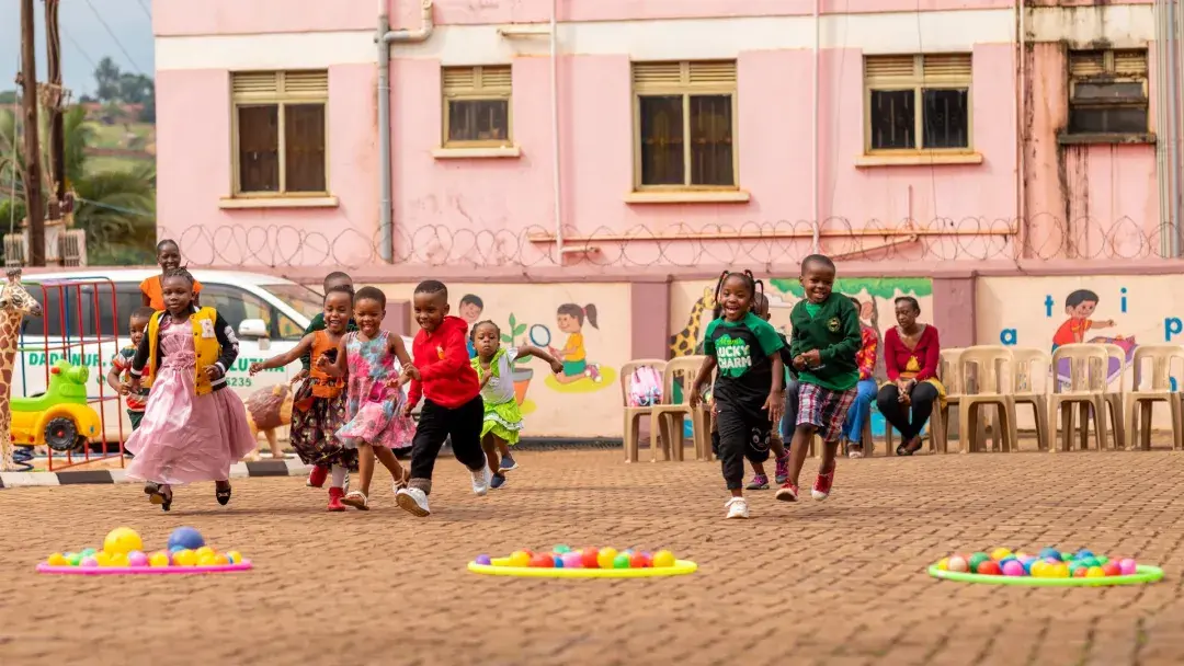 Baby A fruit color sorting