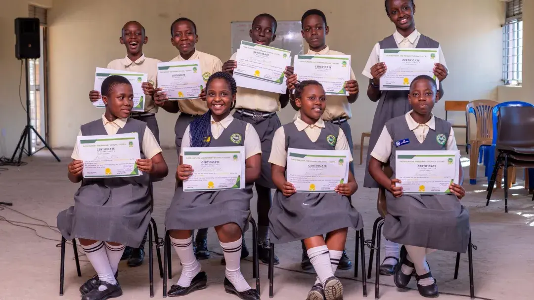 Outgoing prefects with certificates