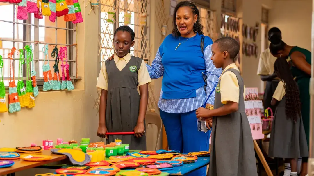 Maama Bwehde listening