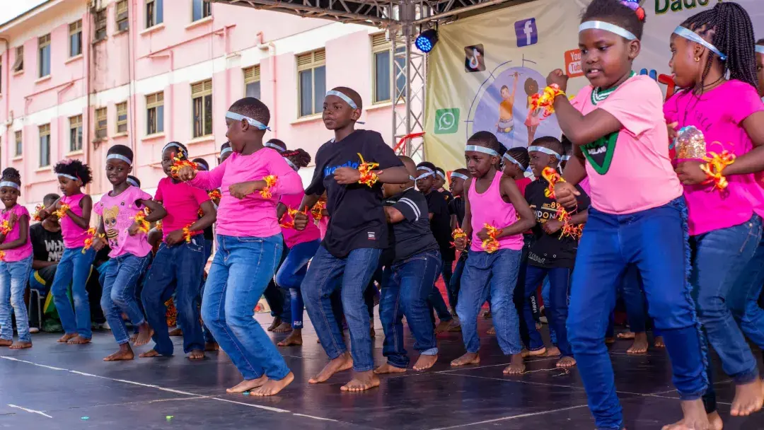 Dot com Era Production 2023 - P2 Creative