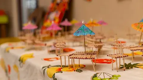 Dade Resort, Middle A