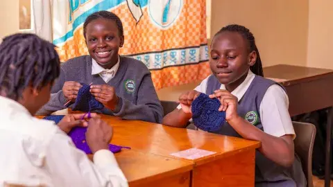Knitting table mats, P.6