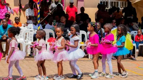 Opening entertainment by ballet club