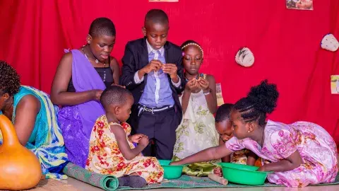 Preparing Tooro/ Bunyoro sauce